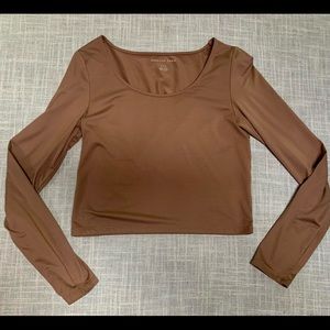 American Eagle Long sleeve baby tee (M)